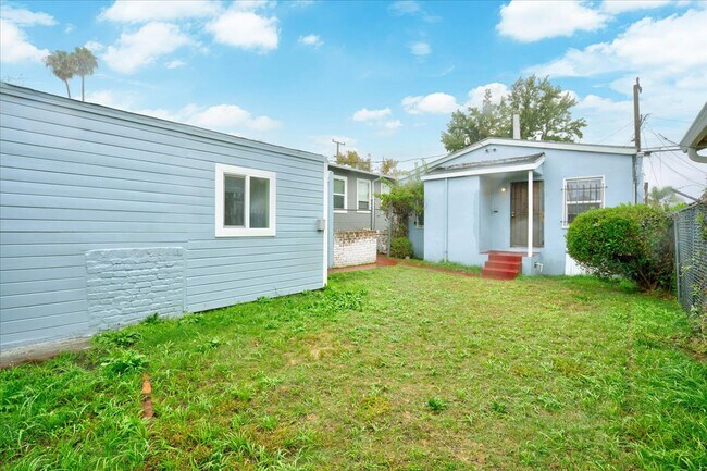 Building Photo - 2672 77th Ave