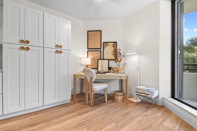 Building Photo - 3322 Casseekey Island Rd