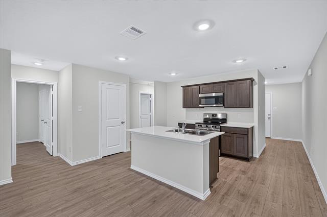 Building Photo - 1153 Northfield Dr