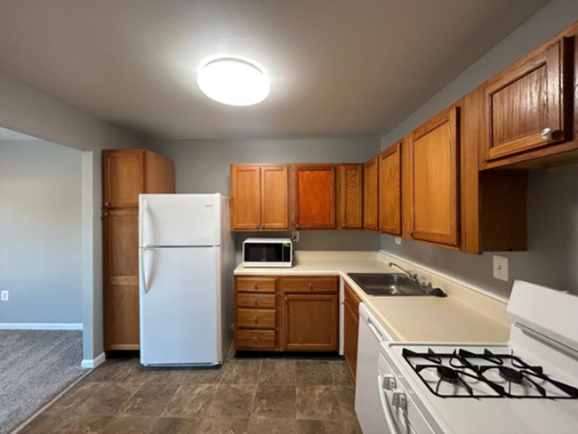 Building Photo - 2 Bedroom 2 Bathroom Condo