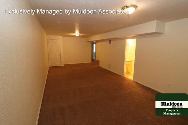Building Photo - Remodeled Pueblo West Rancher with Full Fi...