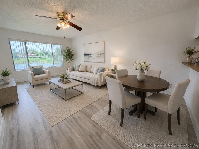 Building Photo - 918 Twin Lakes Dr