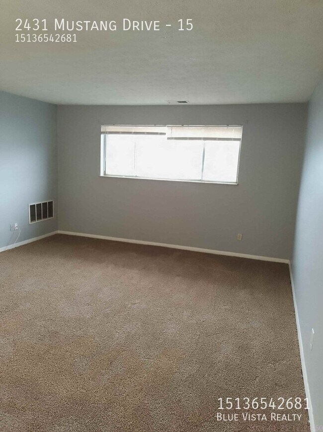 Building Photo - 2431 Mustang Dr