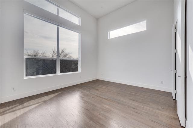 Building Photo - 2317 Moser Ave