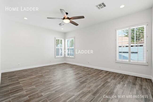 Building Photo - 5080 S McClelland Dr