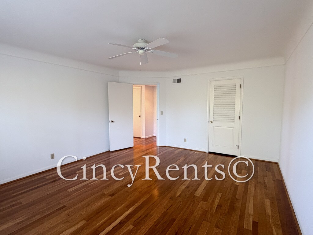 Building Photo - 3329 Mowbray Ln