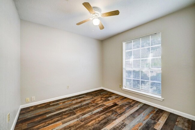 Building Photo - 12710 Fenimore Ct