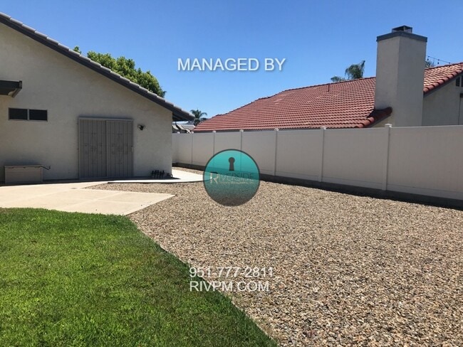 Building Photo - Stunning 2-Bedroom Moreno Valley Home – Yo...