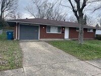 Building Photo - Updated 3 bed/2 bath in Huber Heights