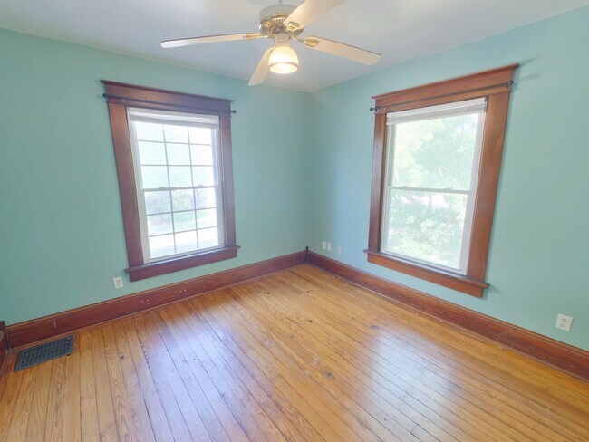 Building Photo - 1440 Fairmount St