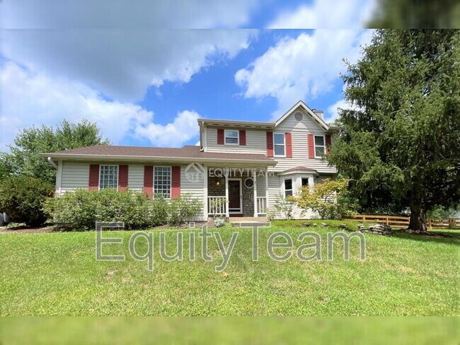 Primary Photo - 9400 White Pine Dr