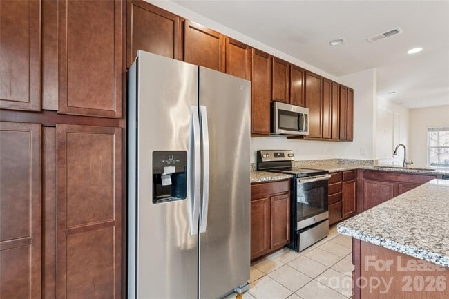 Building Photo - 10439 Benfield Rd