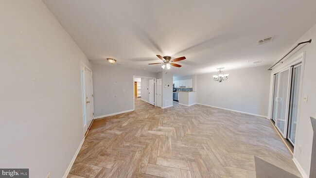 Building Photo - 11100 Beaver Trail Ct
