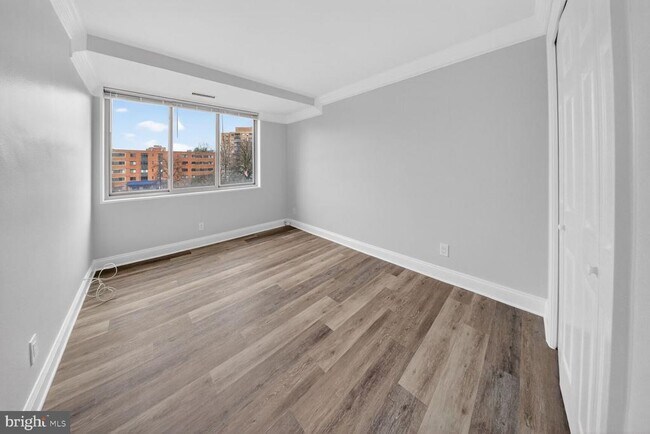 Building Photo - 4977 Battery Ln