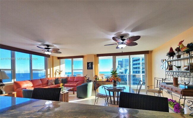 Building Photo - 3505 S Ocean Dr
