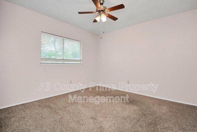 Building Photo - 19214 Cypress River Dr