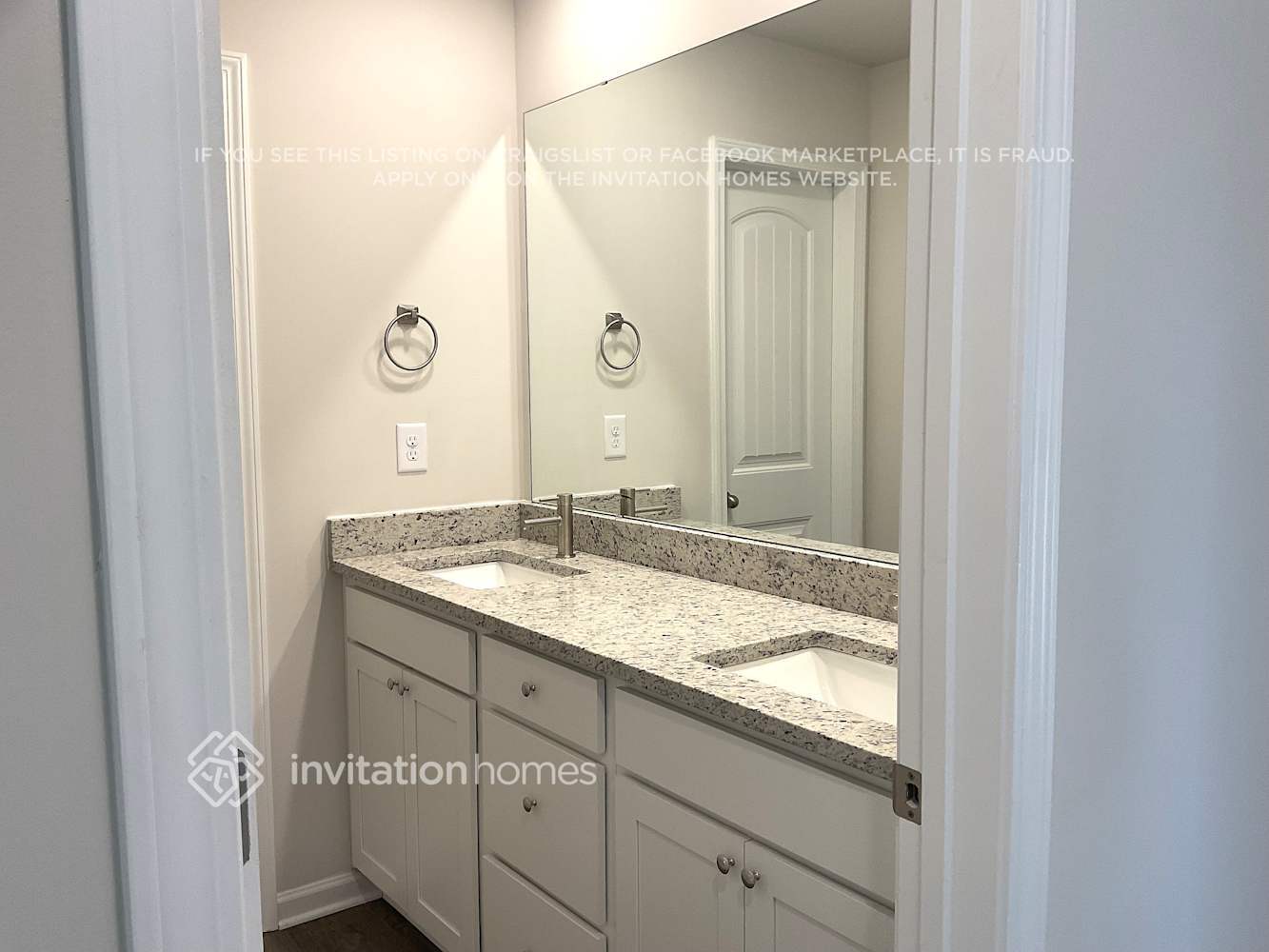 Building Photo - 240 Green Pasture Rd