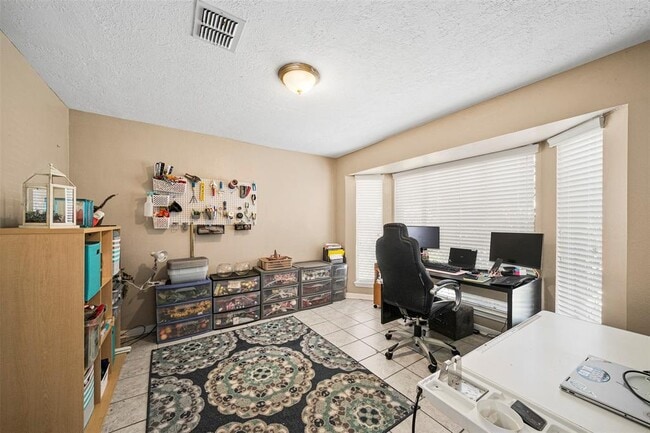 Building Photo - 206 Houghton Rd