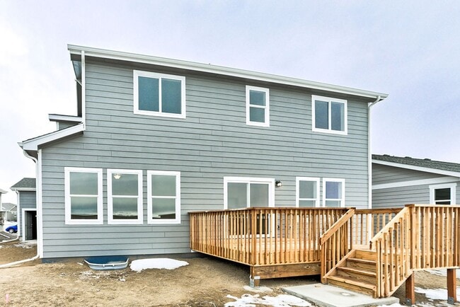 Building Photo - 3 Bedroom 3 Bath home in Raindance