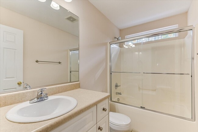 Building Photo - 913 Cabot Cove