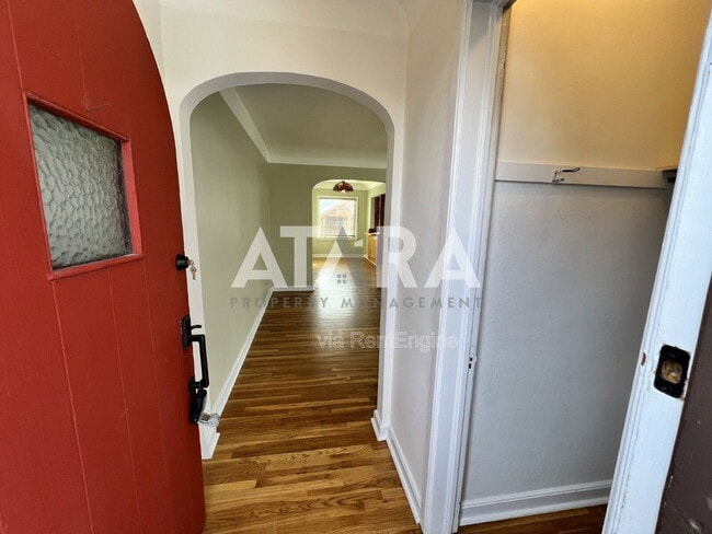 Building Photo - 2959 S 600 E