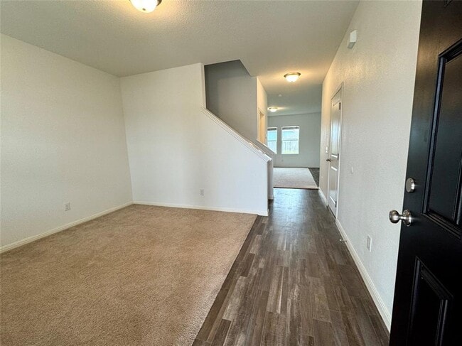 Building Photo - 161 Satsuma Ln