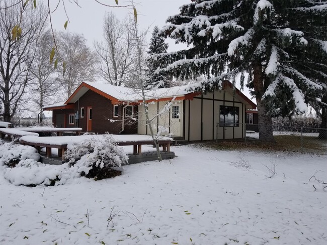 Building Photo - 6039 Gooch Hill Rd