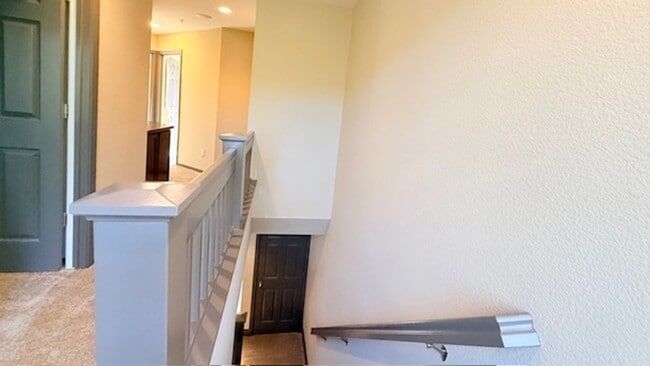 Building Photo - Beautiful 3BD/2.5BA, Multi-Level Townhome in the Shadowhawk Community in Danville- Available NOW!