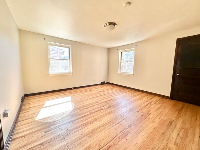 1-Bed 1-Bath - 113 Delafield Ave
