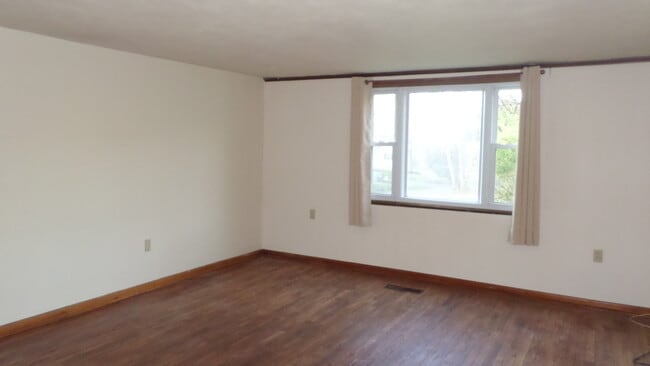 Building Photo - 322 Wilma's Way