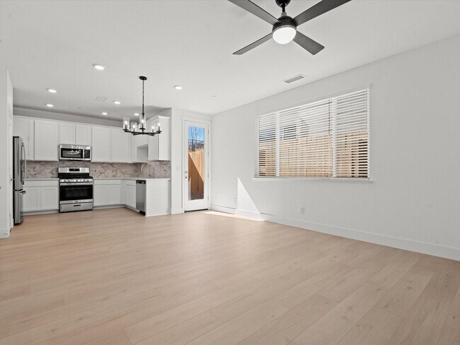 Building Photo - Desirable South Reno neighborhood of the Courtyards at Arrowcreek.