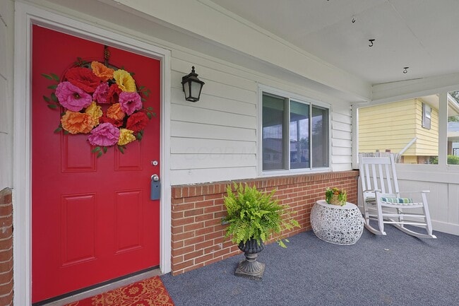 Building Photo - 5014 Norcrest Dr