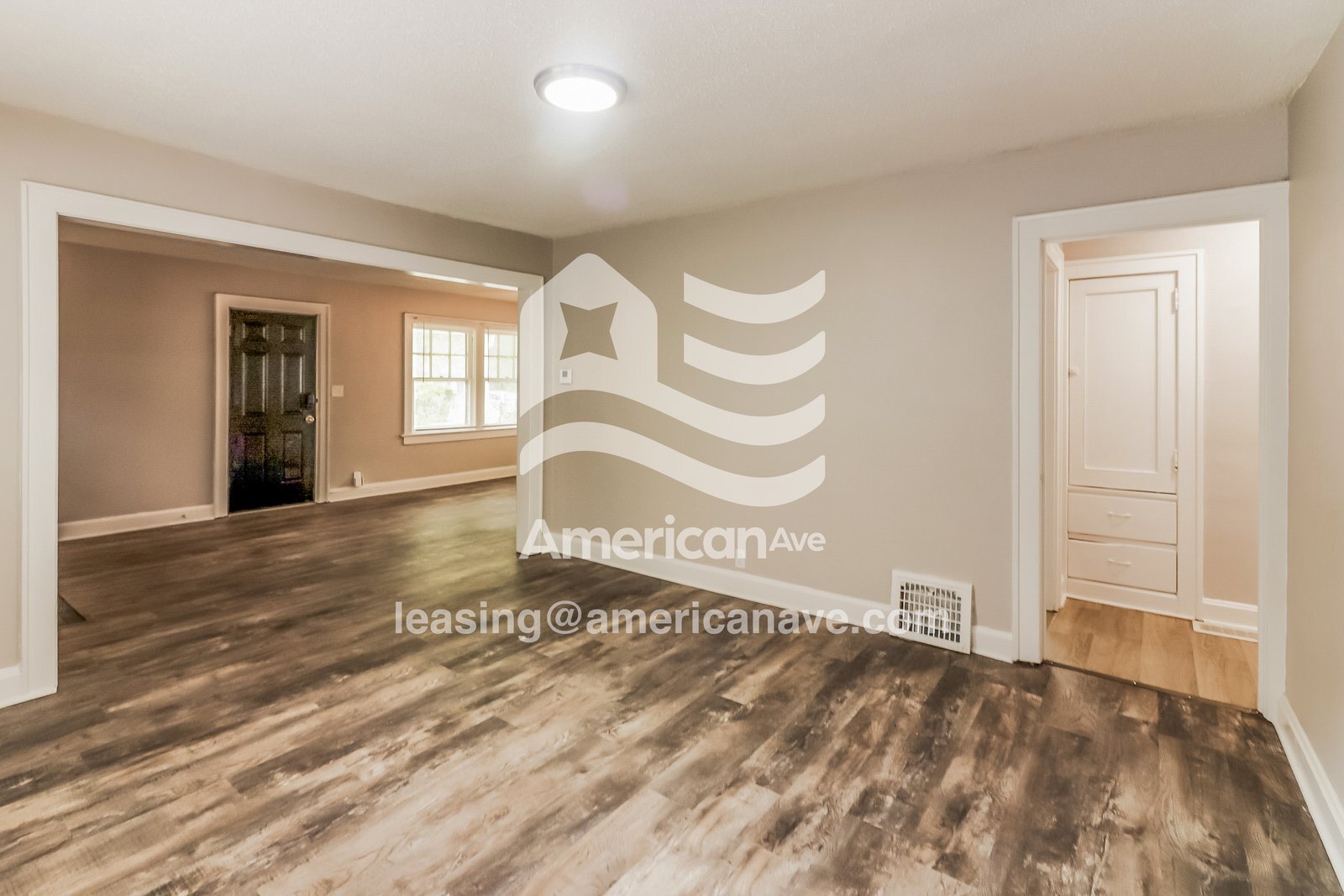 Building Photo - 4432 Flora Ave