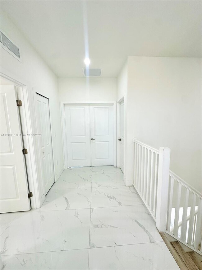 Building Photo - 1831 SW 145th Ave