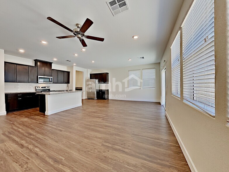 Building Photo - 8109 Inhibition Ct