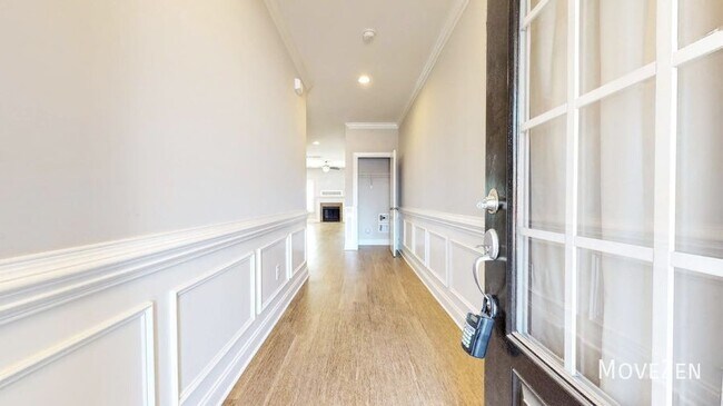 Building Photo - 541 Barneswyck Dr