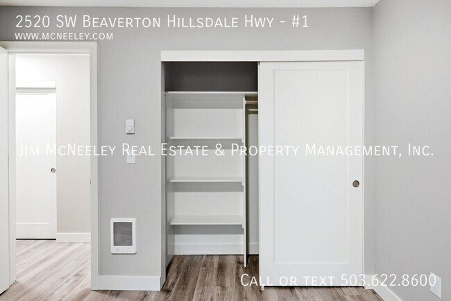 Building Photo - 2520 SW Beaverton Hillsdale Hwy