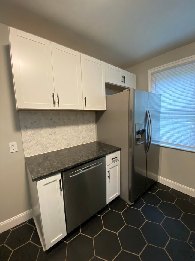 Building Photo - 1141-1143 S 22nd Street