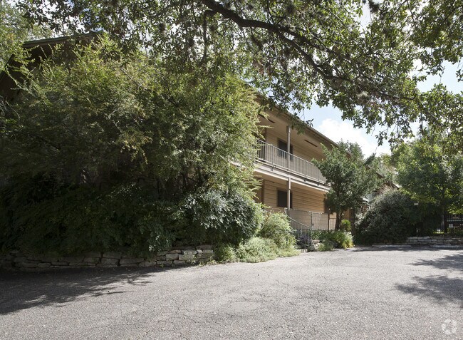 Building Photo - 3955 Shoal Creek Blvd