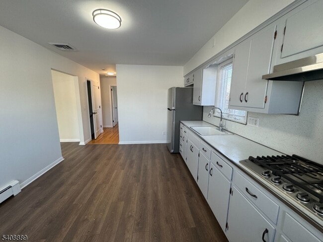 Building Photo - 177 Falmouth Ave