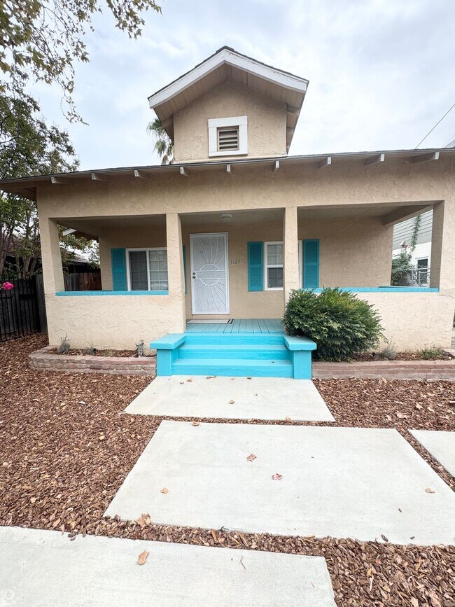 Building Photo - 3123 San Rafael Ct