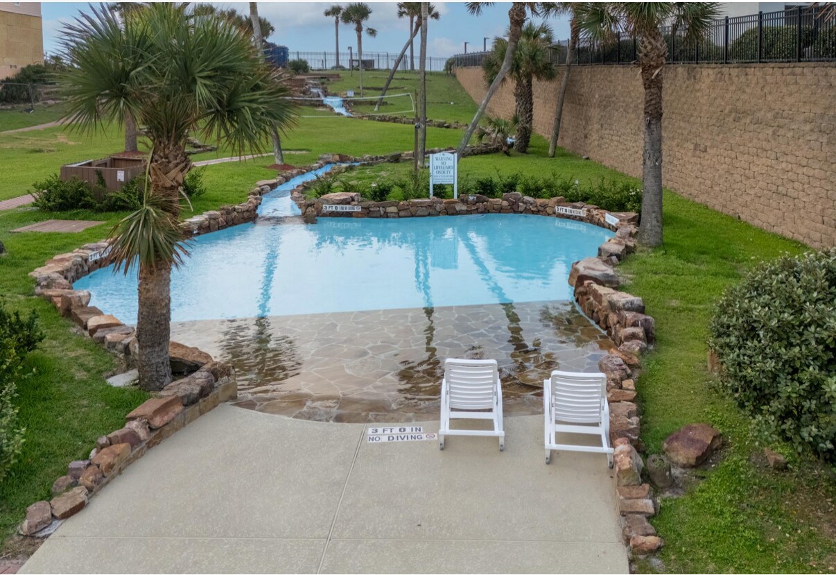 Building Photo - 9520 Seawall Blvd