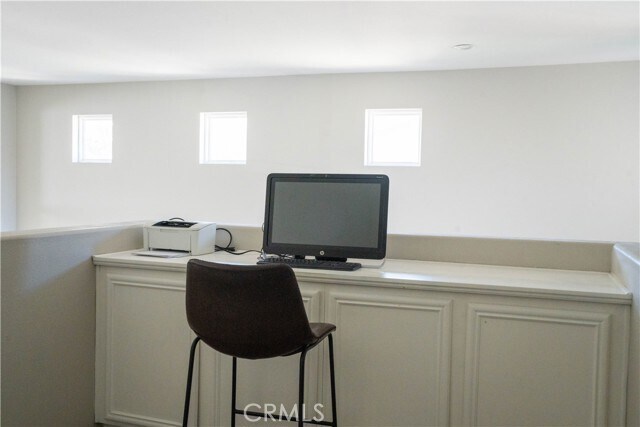 Building Photo - 36719 Torrey Pines Dr