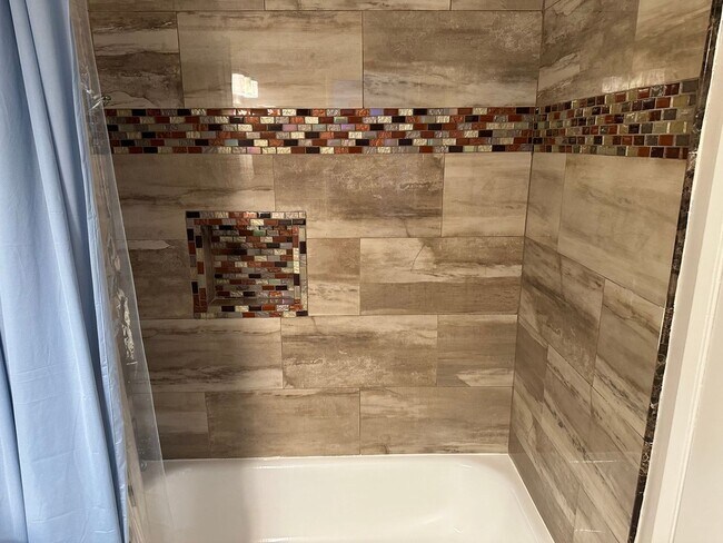 Building Photo - SE Desert Inn and Eastern!! Townhouse with 2 parking Spaces!! Recent Remodel!!