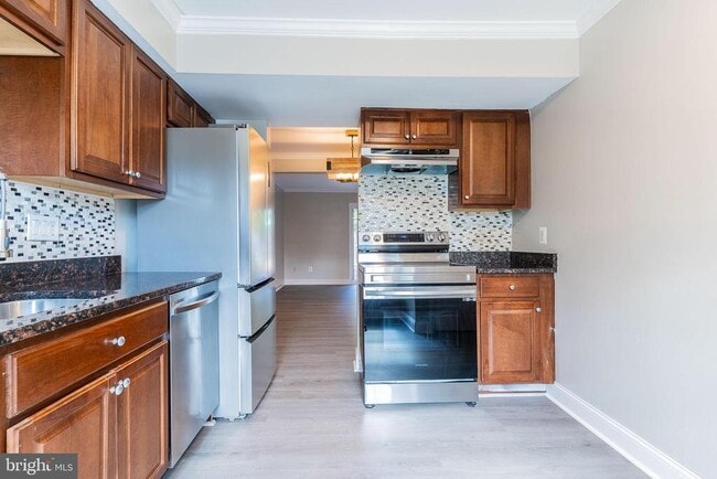 Building Photo - 6584 Yadkin Ct
