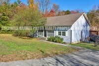 Building Photo - 531 Indian Hills Dr