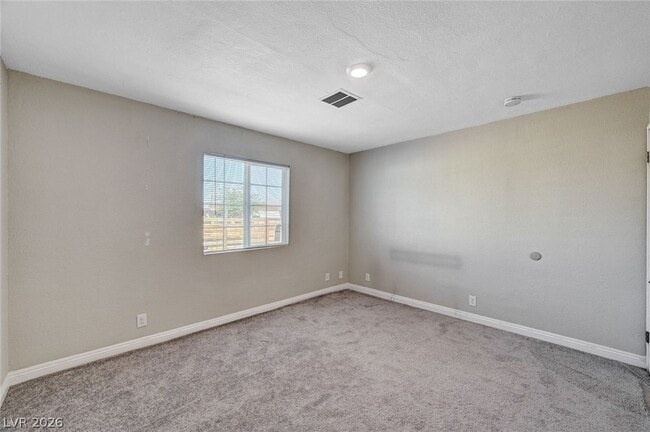 Building Photo - 1720 E Carson Ave