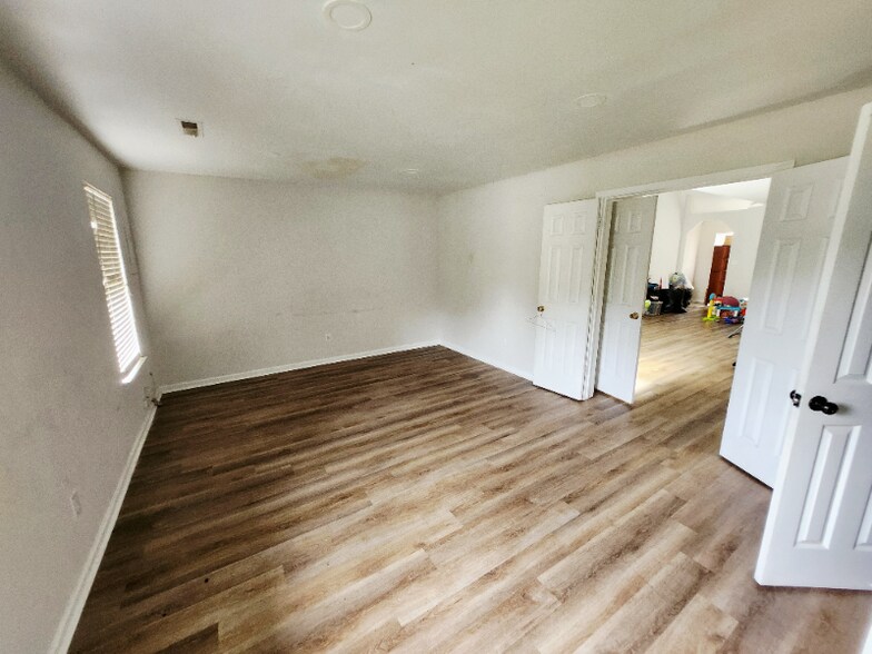 Building Photo - 5517 Maple Cluster Ct