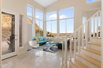 Building Photo - 126 W North Ln