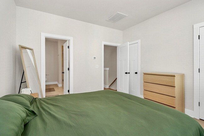 Building Photo - LoSo Terrace like new townhome available for rent!